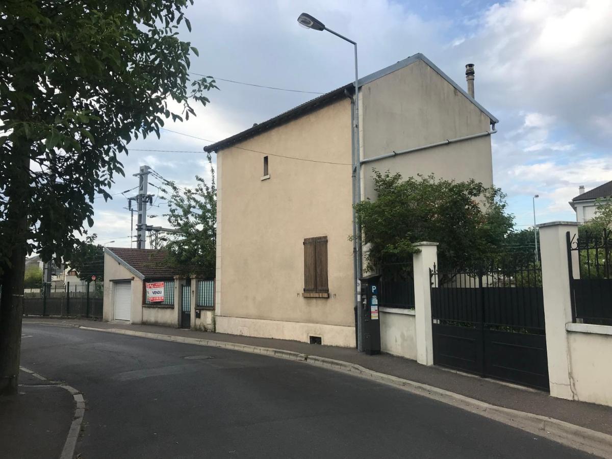 Alloappartmeuble_L'Emeraude Houilles Luaran gambar
